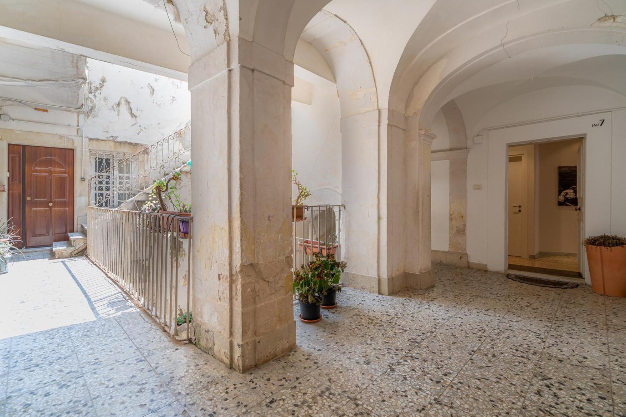 Hotiday Room Collection - Ortigia Opera Syracuse Exterior photo