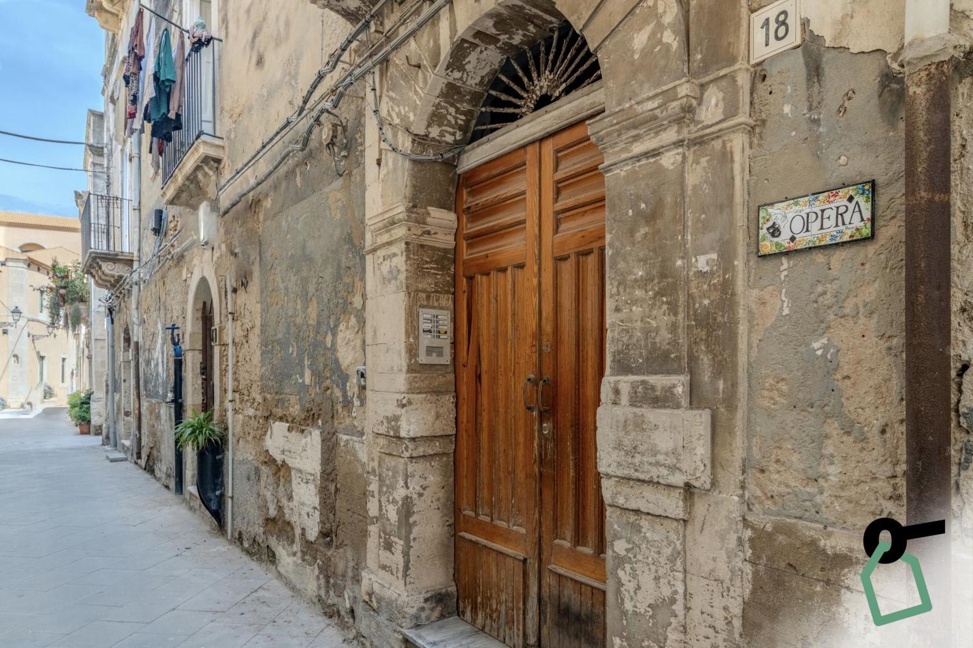 Hotiday Room Collection - Ortigia Opera Syracuse Exterior photo